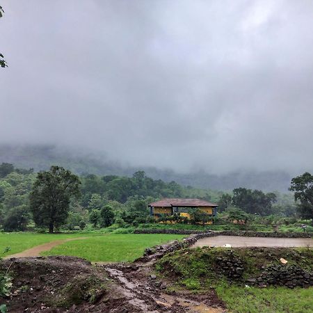 King'S Landing Villa Karjat Esterno foto