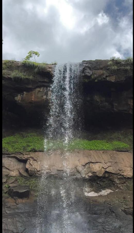 King'S Landing Villa Karjat Esterno foto