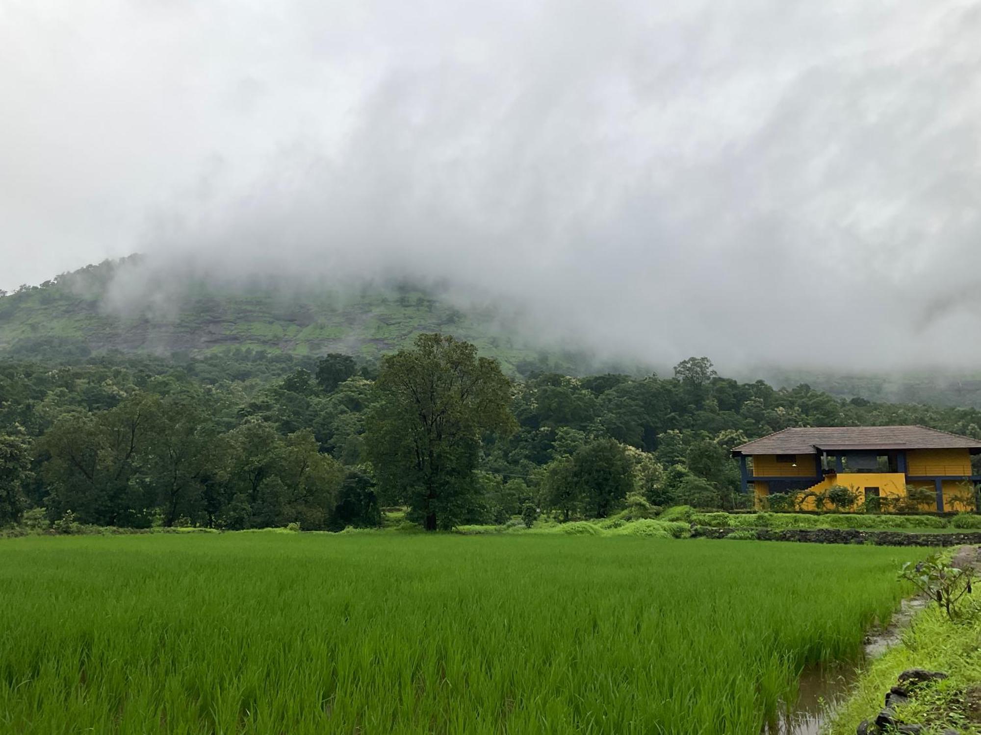 King'S Landing Villa Karjat Esterno foto